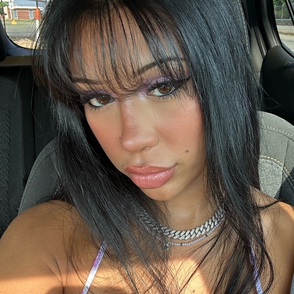 vivian_emily